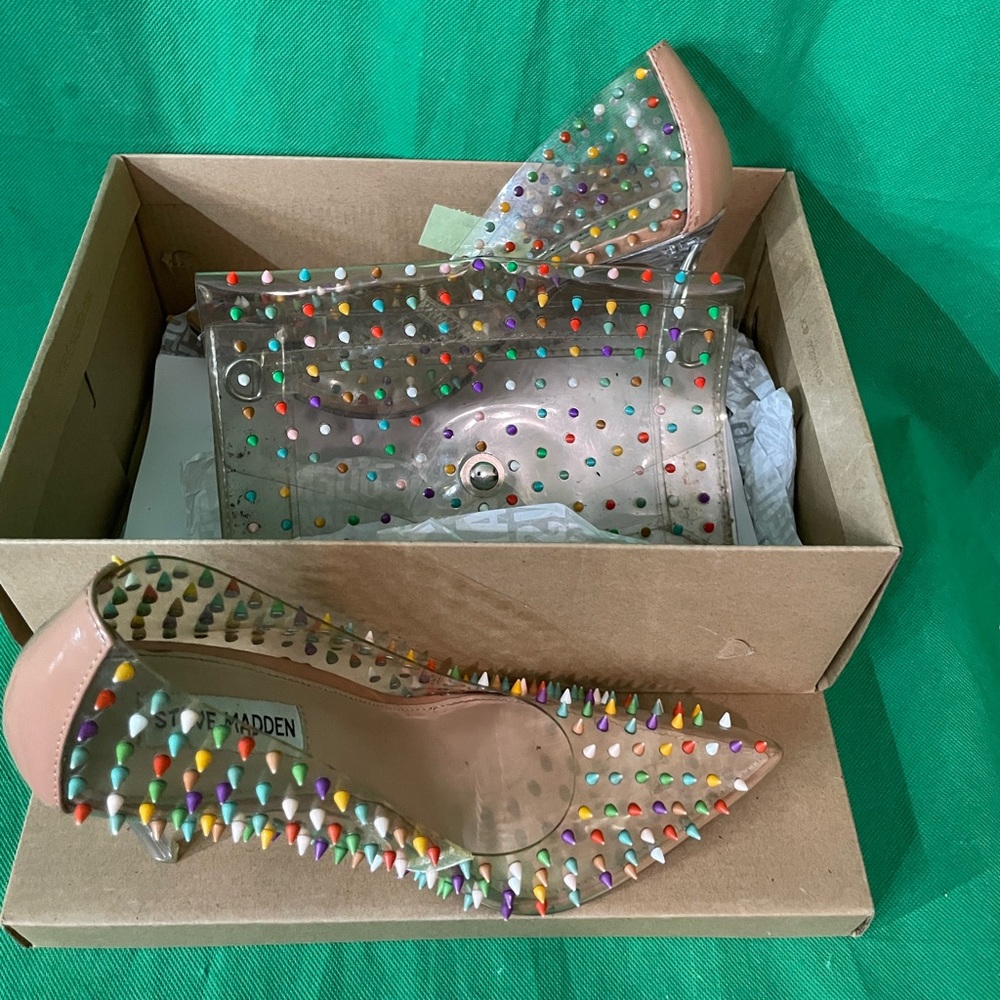 Steven Madden B SEDUCED Clear Stiletto Heels with Matching Clutch